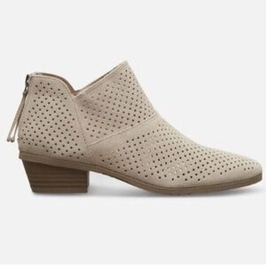 Reaction Kenneth Cole Side Walk Suede Booties 9.5